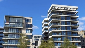 Immobilienpreise von mehreren modernen Mehrfamilienhäusern
